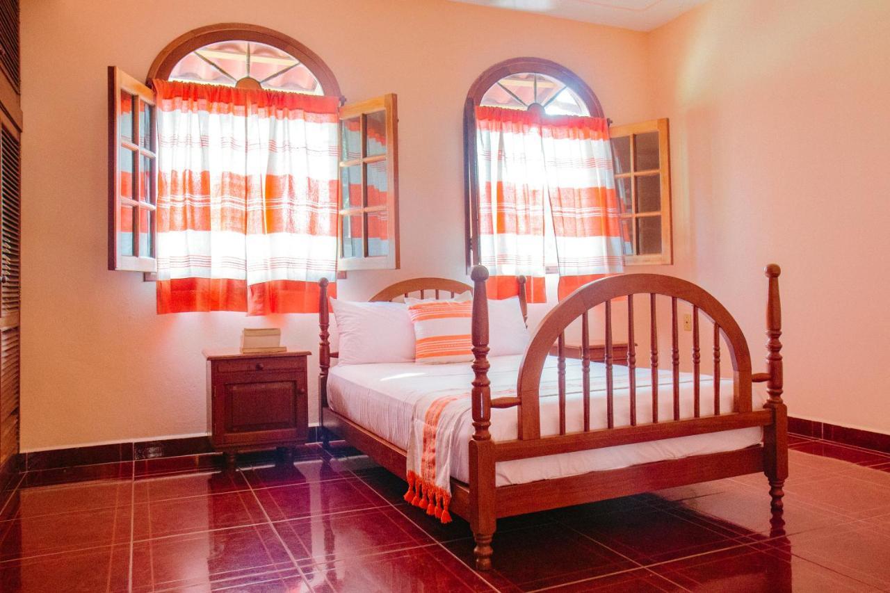 Casona Puerto Dreams Hostal *